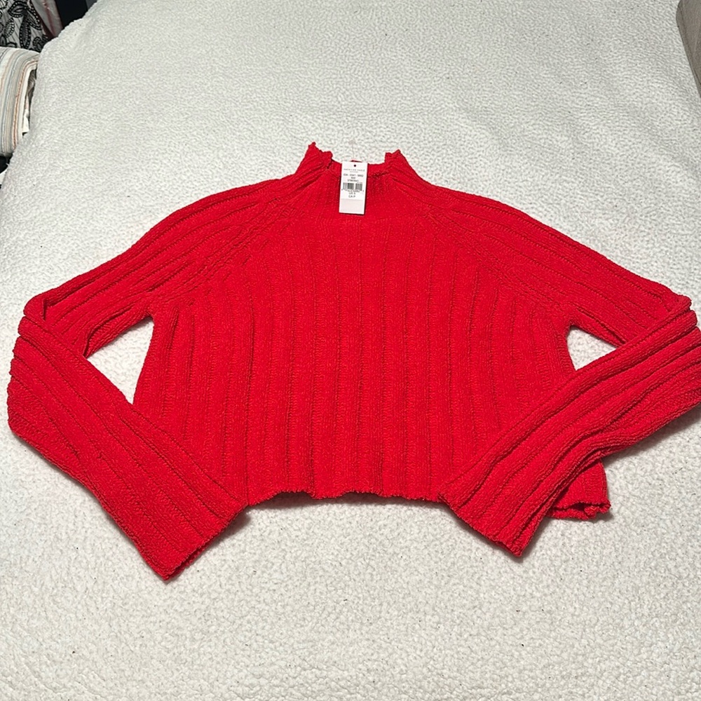 American Eagle Ladies Soft High Neck Cropped Sweater, NWT’s, Size Small